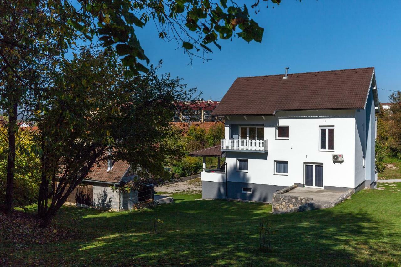 Apartment Snjezana Szluin Kültér fotó