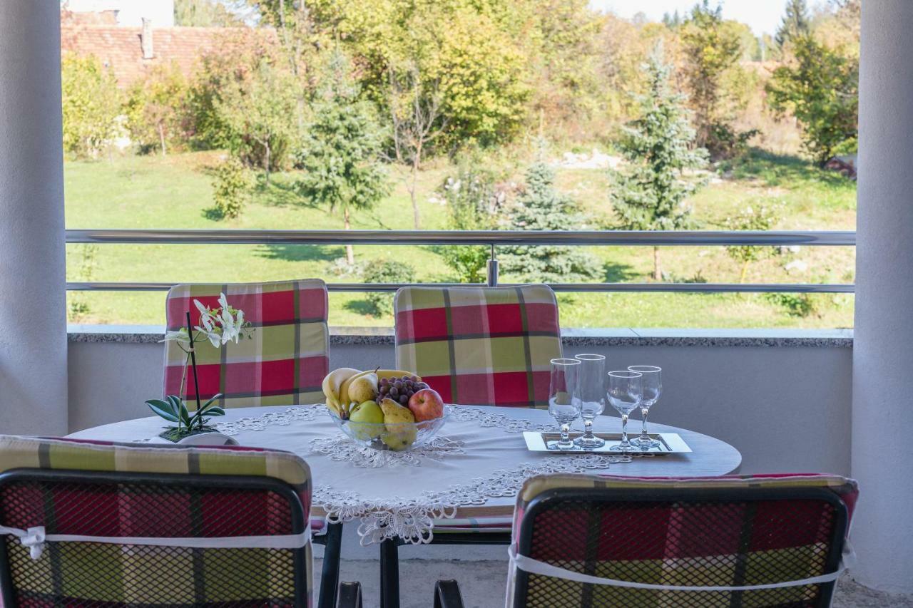 Apartment Snjezana Szluin Kültér fotó